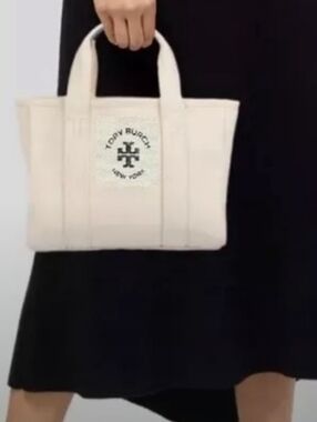 Tory Burch-Mercer Street Mini Canvas Tote (Chalk /Navy 🤍💙)